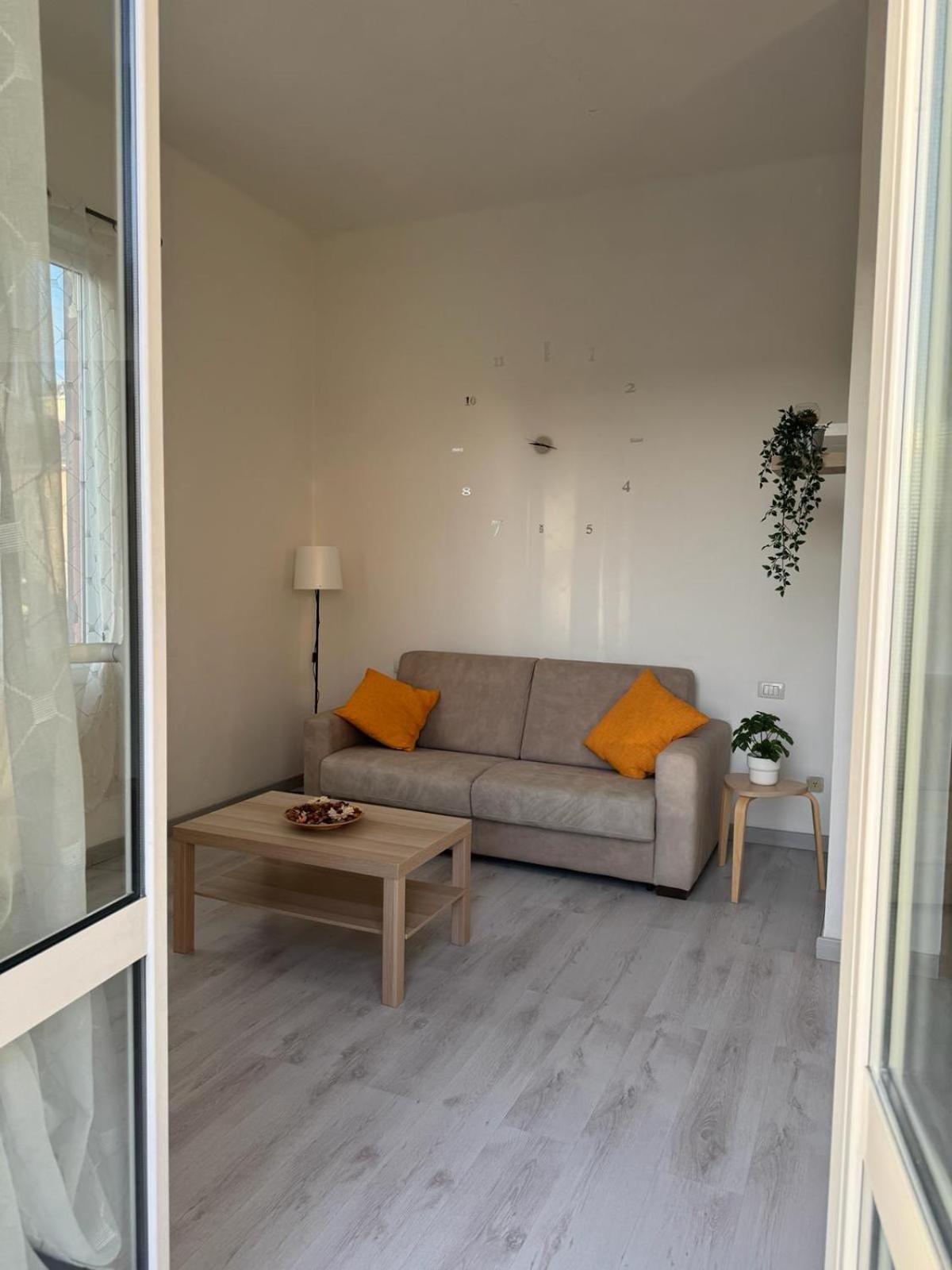 CeparanaLa Casa Di Carlotta公寓 外观 照片