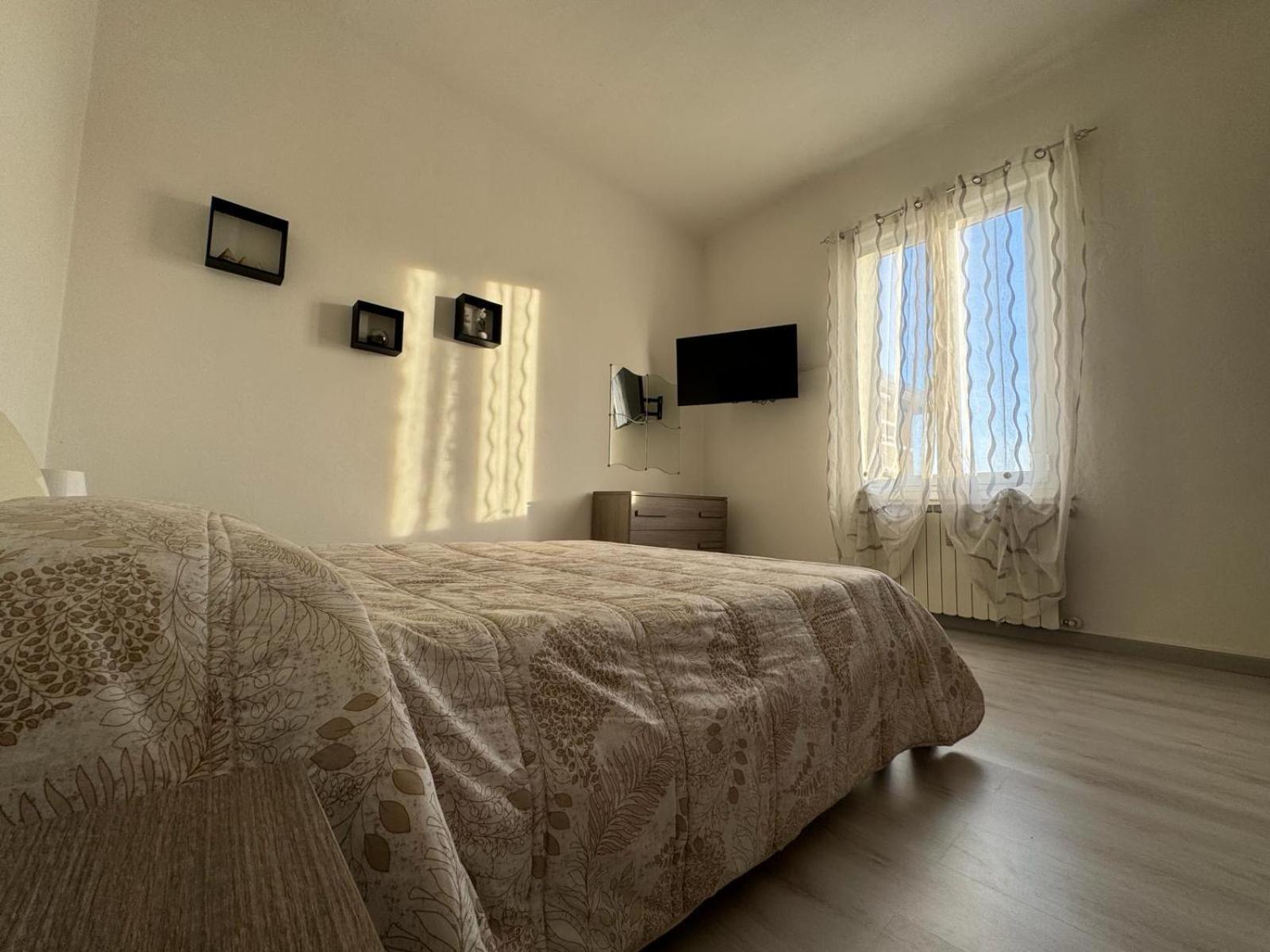 CeparanaLa Casa Di Carlotta公寓 外观 照片