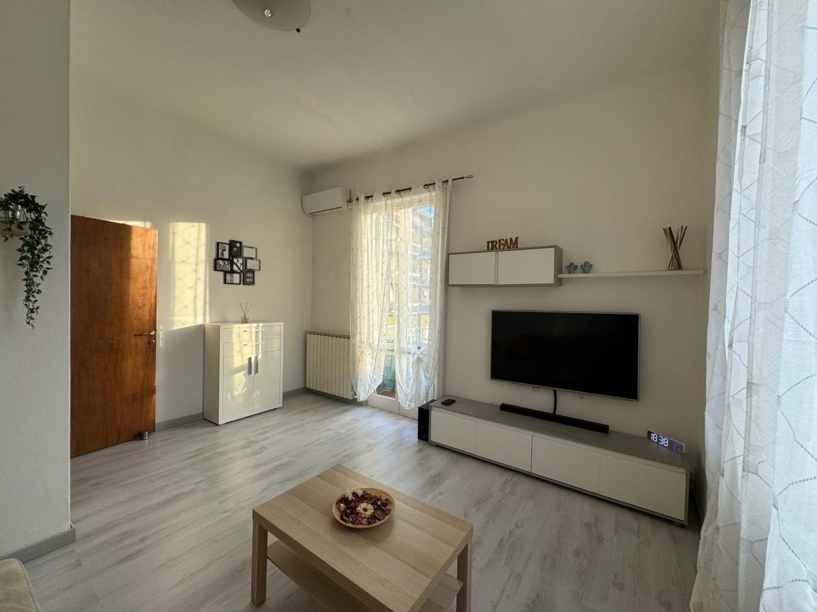 CeparanaLa Casa Di Carlotta公寓 外观 照片